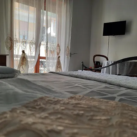 Ada Bed & Breakfast 2*