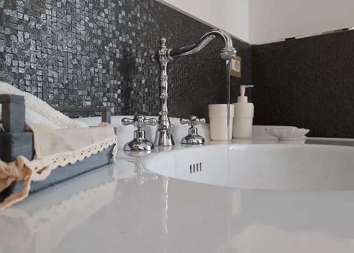 Ada Bed & Breakfast 4*