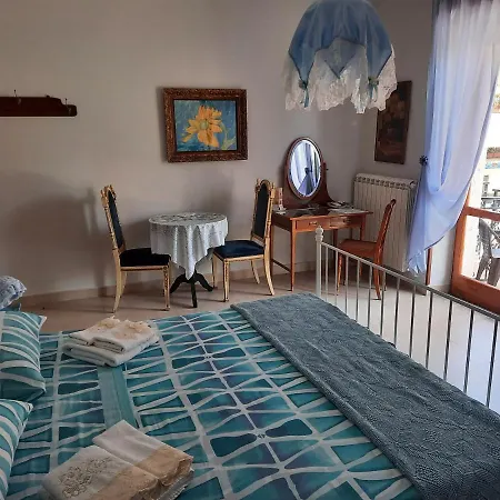 فندق مبيت وإفطار Ada