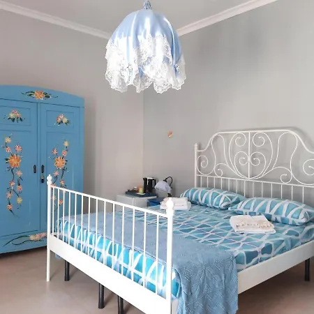 Ada Bed & Breakfast 4*