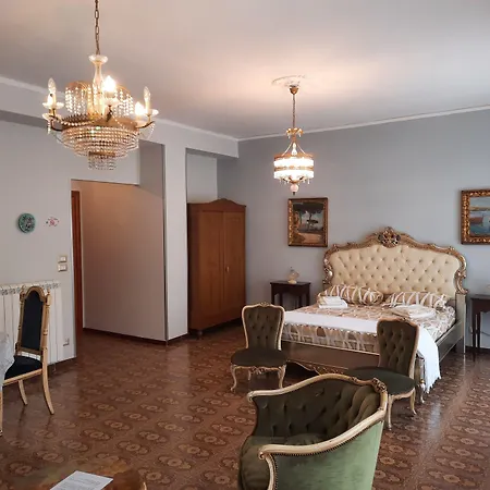Ada Bed & Breakfast
