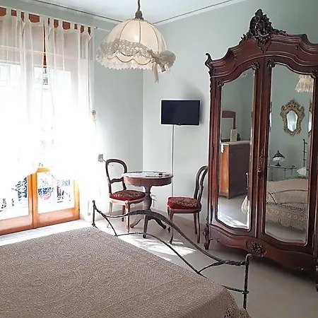 Ada Bed and breakfast