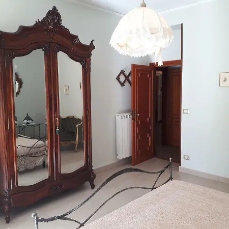 فندق مبيت وإفطار Ada أغروبولي