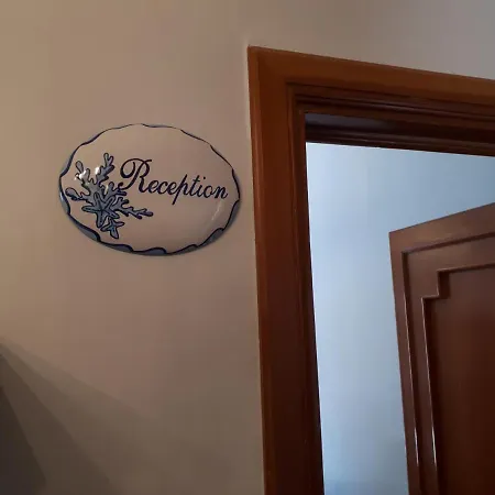 Ada فندق مبيت وإفطار أغروبولي