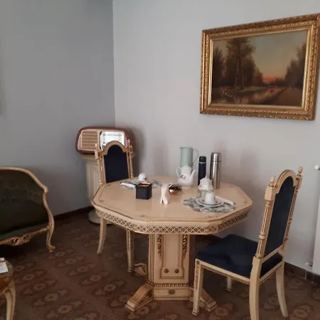 Ada فندق مبيت وإفطار أغروبولي