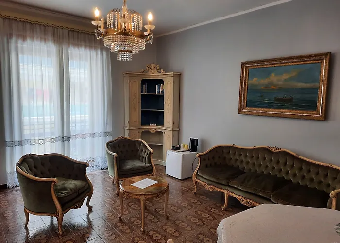 Ada Bed and Breakfast 4*